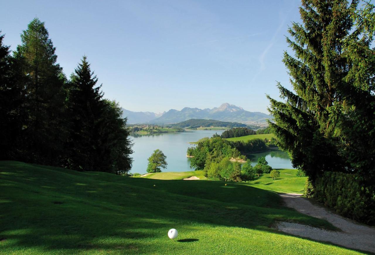 Golf De La Gruyere Pont-la-Ville Exterior foto